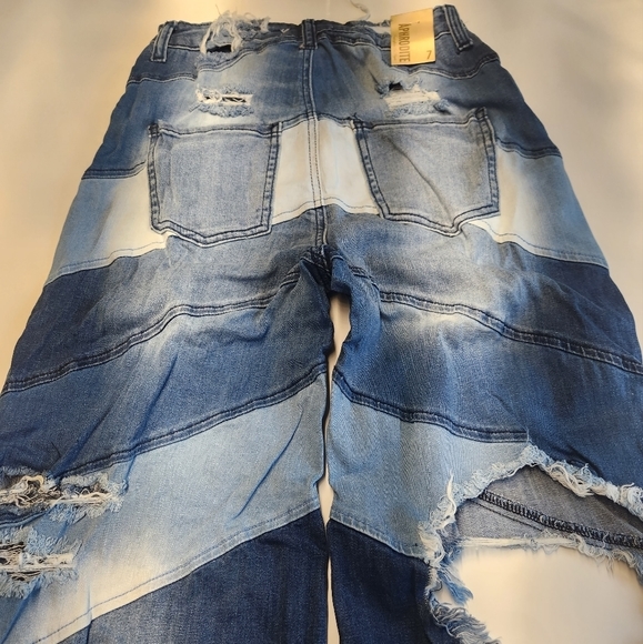 Ripped Wide Leg Jeans - Picture 8 of 10